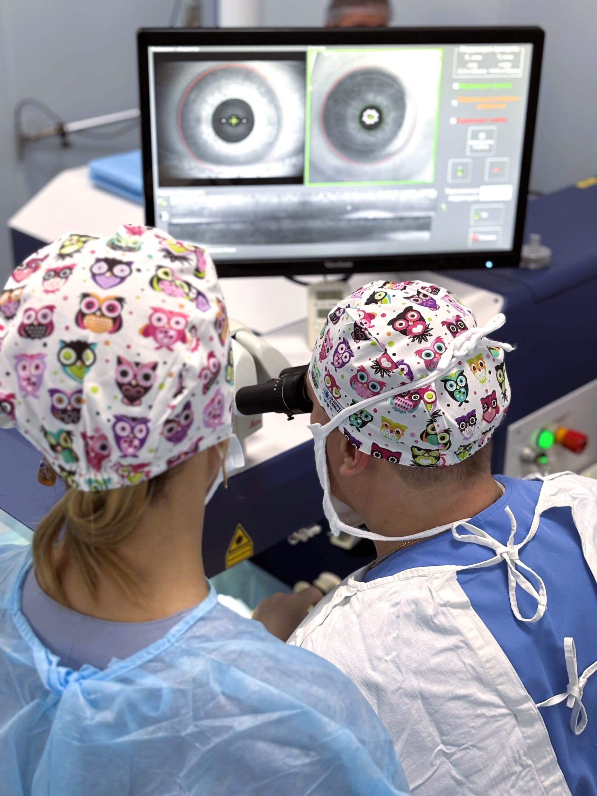 MICROSCAN VISUM в клинике «Хирургия глаза»