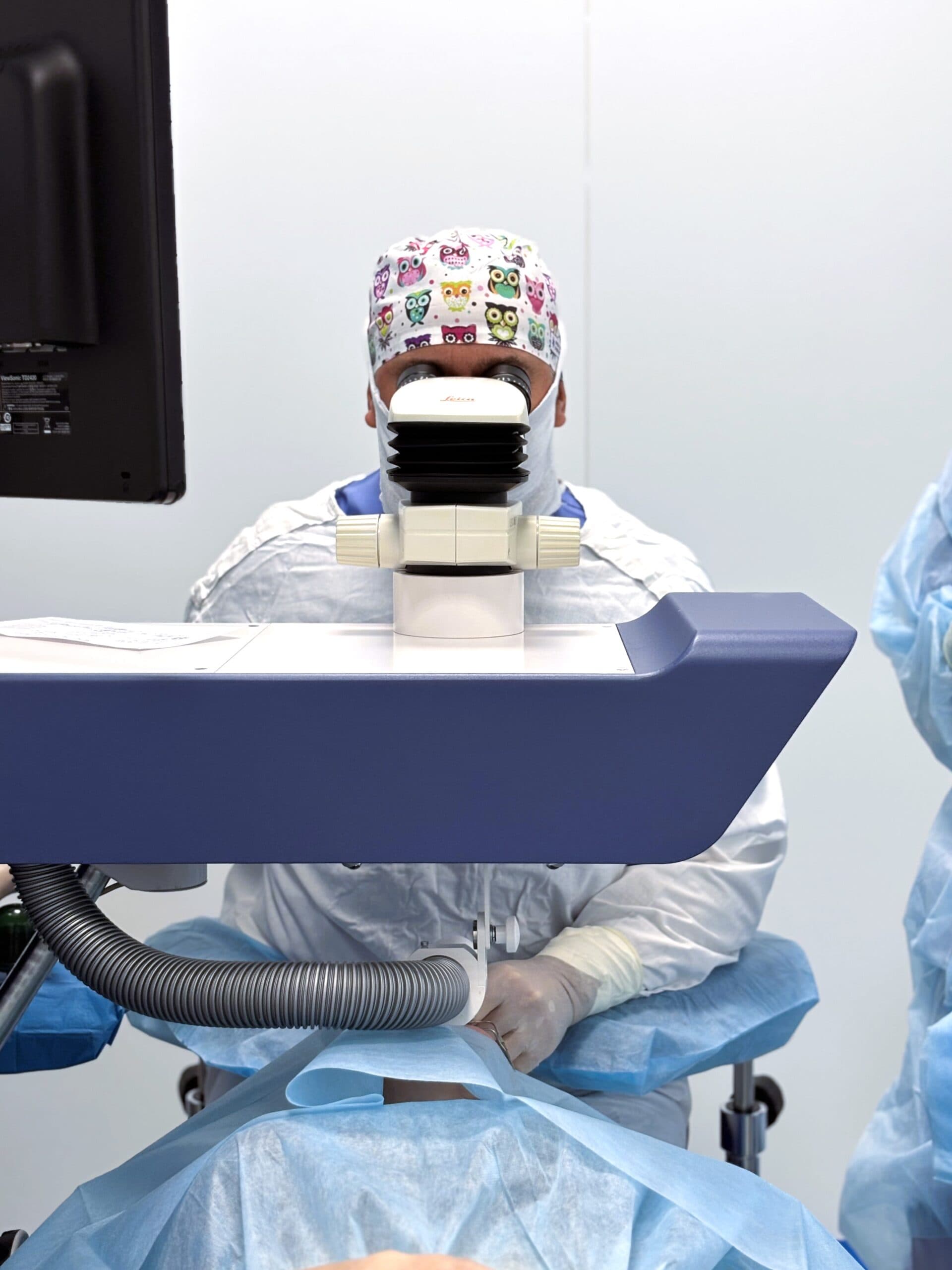 MICROSCAN VISUM в клинике «Хирургия глаза»